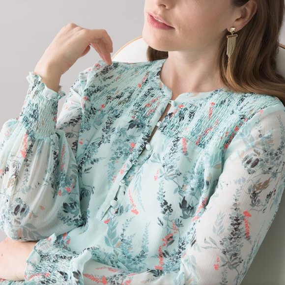 Smocked Blouson Dress In Wisteria See Breeze Preppy Coastal - Picture 3 of 13